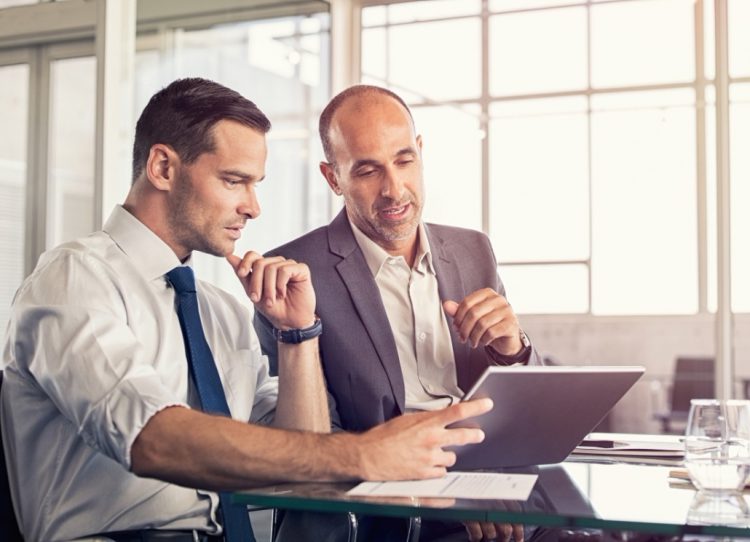 Hardware industry is showing a new development trend